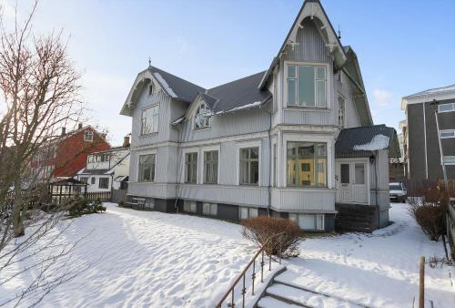 Sudurgata Authentic Reykjavik Style Apartment