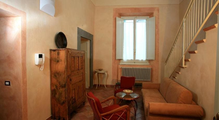 Artemura Residence Di Artemura Gestioni Srl — 4-Star Luxury Hotel in Pistoia, Italy