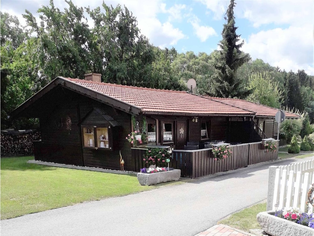 Gerda's Ferienhäuser — hotel in Tittling