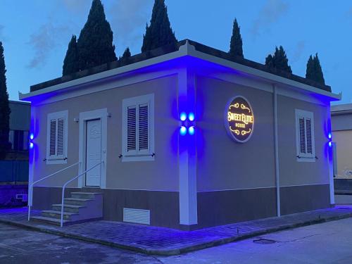 Sweet Elite House — 4-Star Luxury Hotel in Scafati, Italy