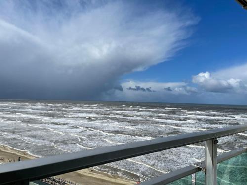 The wave — 4-Star Luxury Hotel in Zandvoort, Netherlands