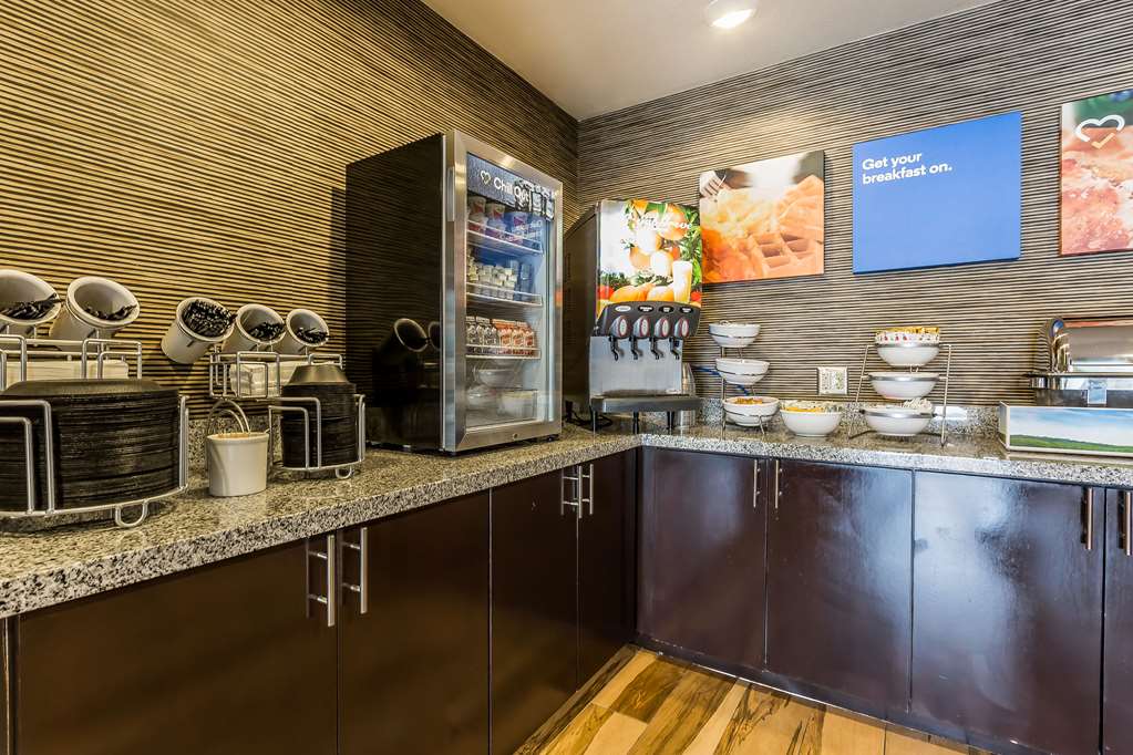 Comfort Inn & Suites Newcastle Oklahoma City - photo 22