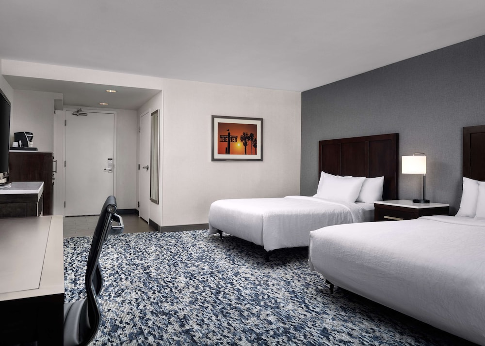 Hilton Garden Inn Los Angeles Redondo Beach - photo 3