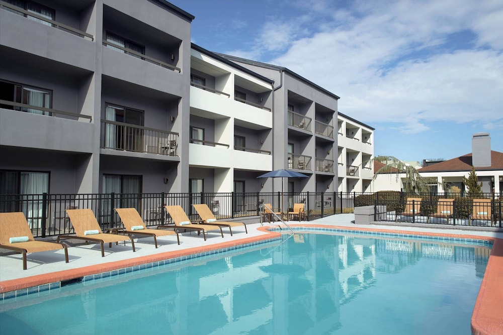 Courtyard by Marriott Greenville Haywood Mall - photo 2