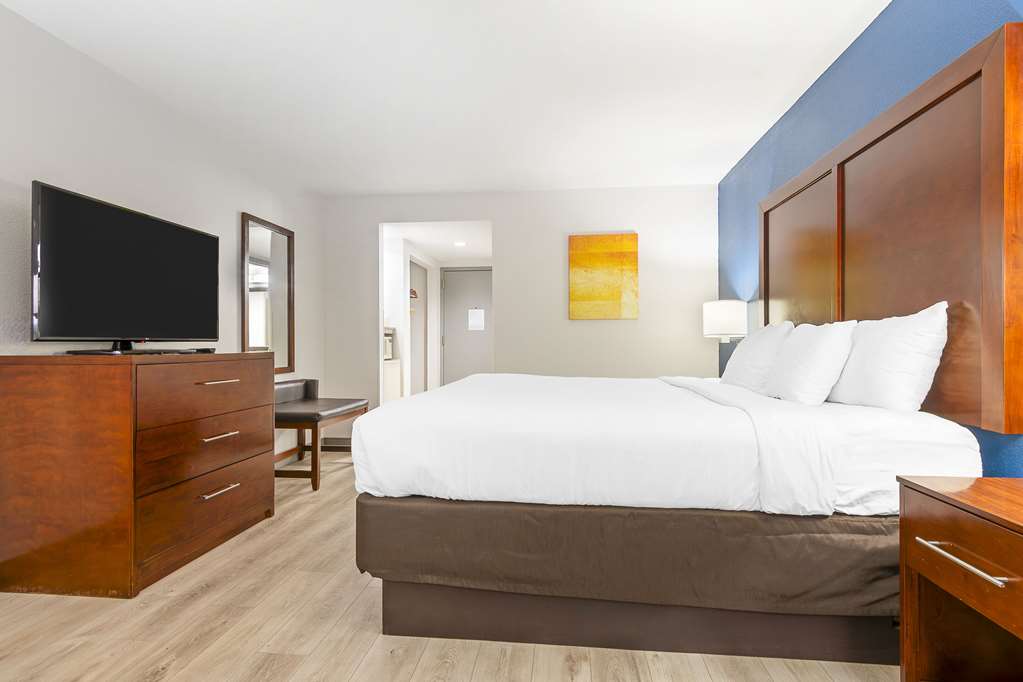 Comfort Inn Near Six Flags St. Louis - photo 14