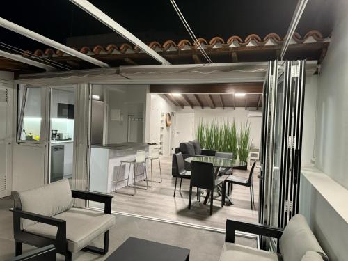 Atico Loft de Lujo Con Gran Terraza in Santa Cruz De Tenerife, Spain