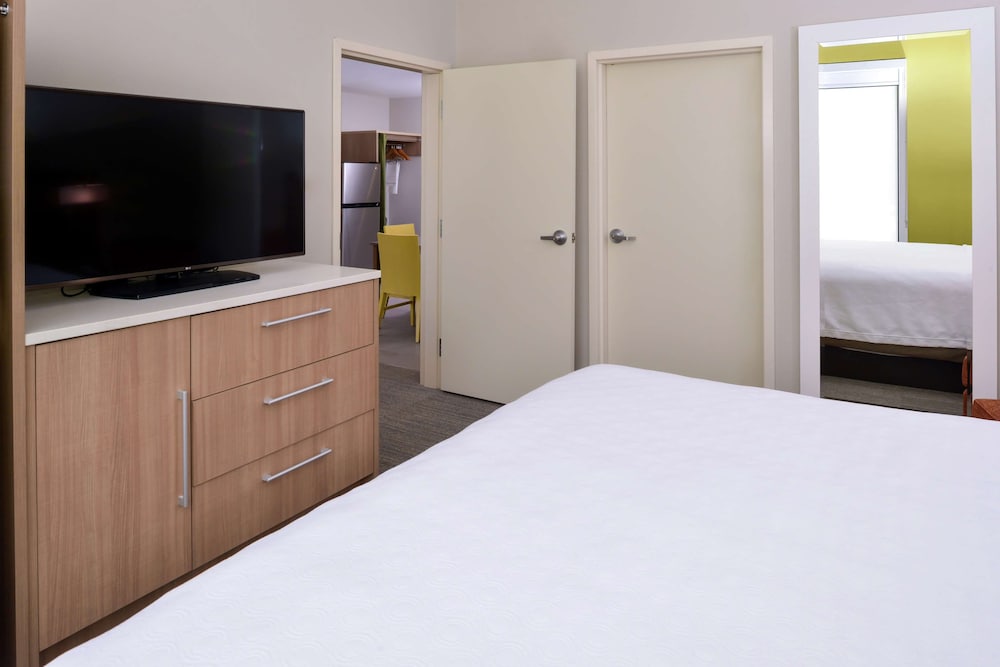 Home2 Suites by Hilton Merrillville - photo 19