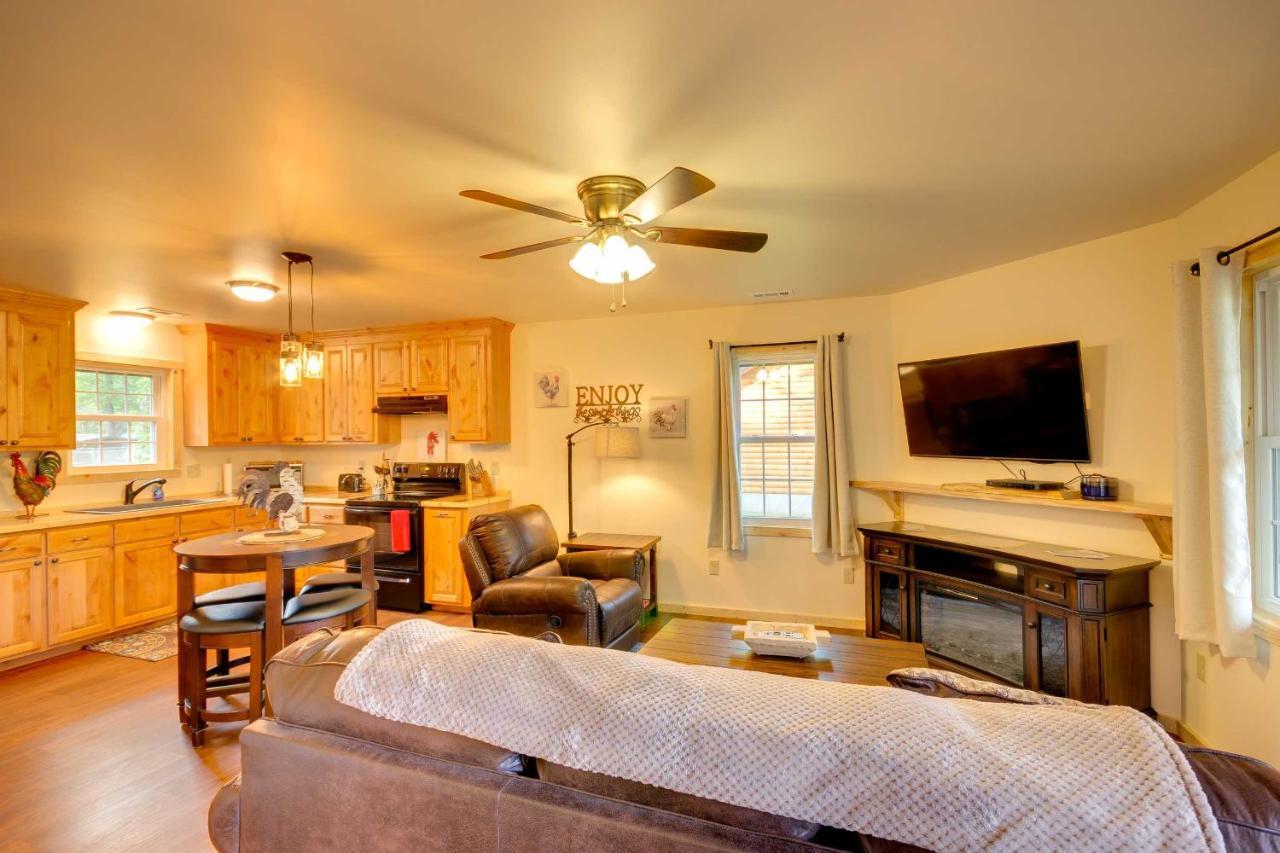 Hike Fish And Relax Bryson City Cabin Escape — 4-Star Luxury Hotel in Bryson City, United States