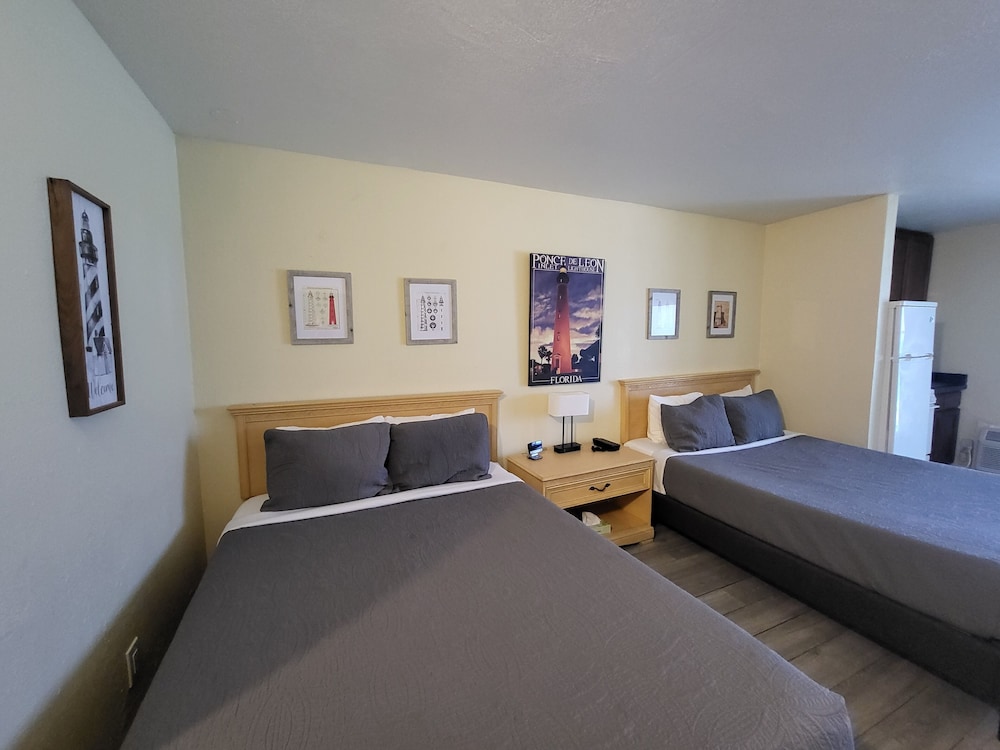 Beachside Hotel - photo 23