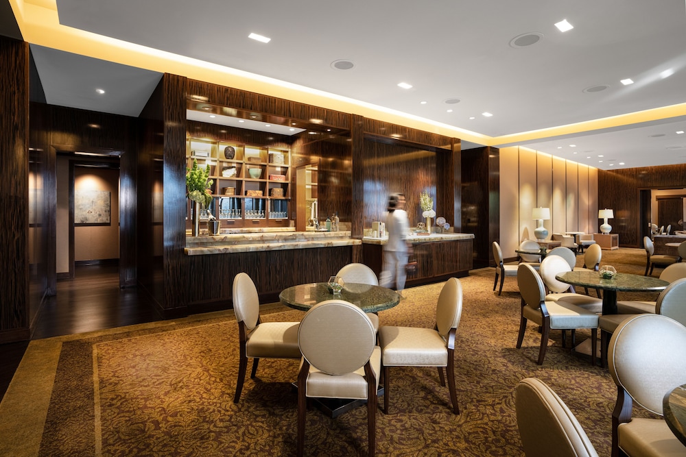 The Venetian Prestige Club Lounge - photo 97