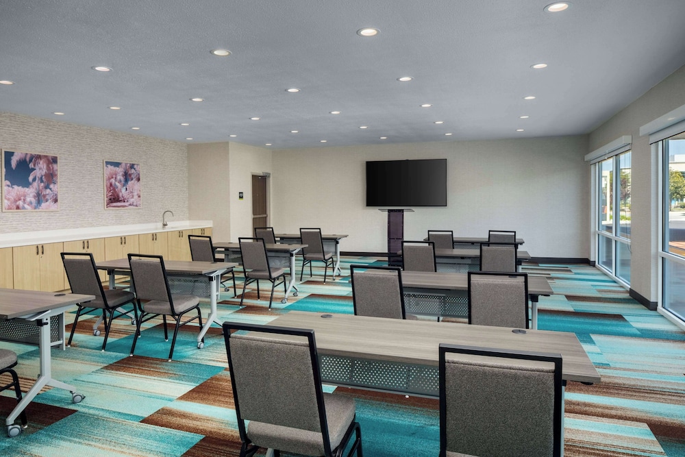 Home2 Suites by Hilton San Jose South - photo 17