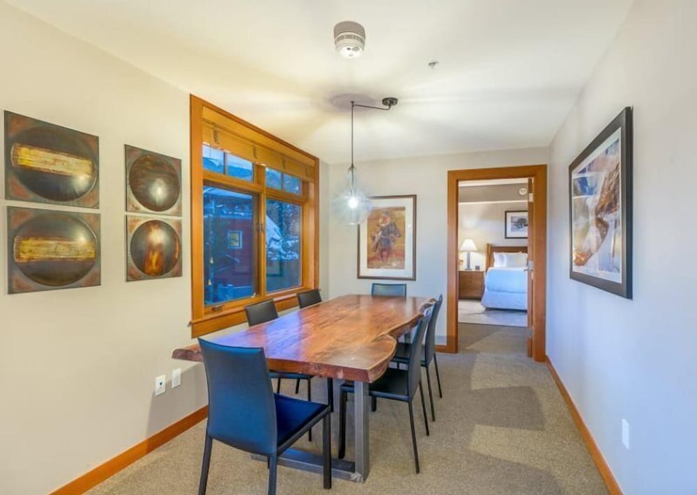 Luxury Ski in Ski out 2 Bedroom Mountain Resort Vacation Rental in the Heart of Snowmass Base Village - photo 3