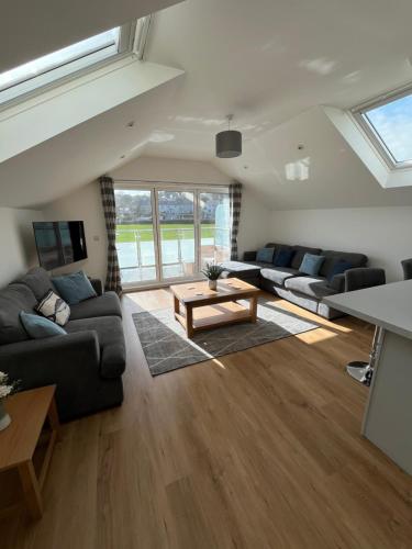 The Boathouse — 4-Star Luxury Hotel in Mylor Bridge, United Kingdom