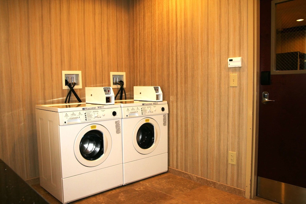 Hampton Inn Matamoras Milford - photo 24