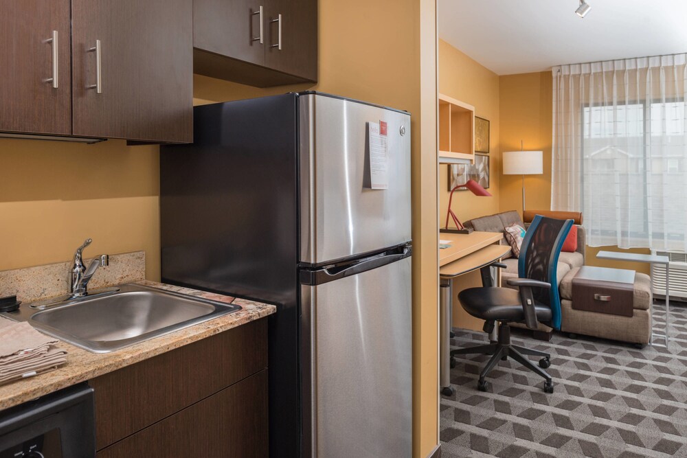 TownePlace Suites by Marriott New Hartford - photo 13