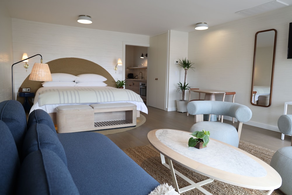 The Shoals Suites and Slips - photo 7