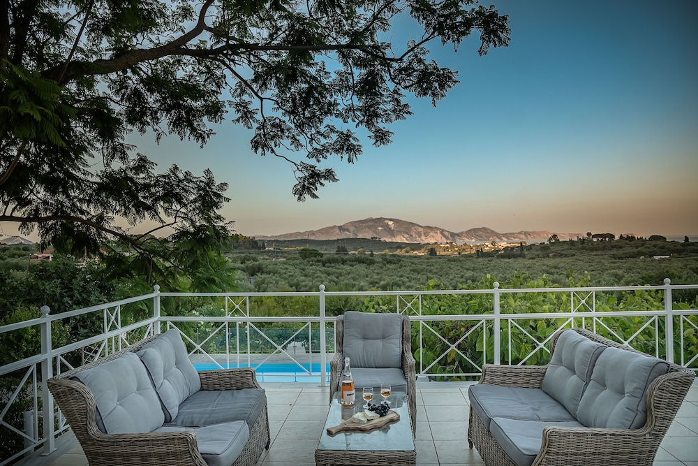 Villa Natura — 4-Star Luxury Hotel in Zakynthos, Greece