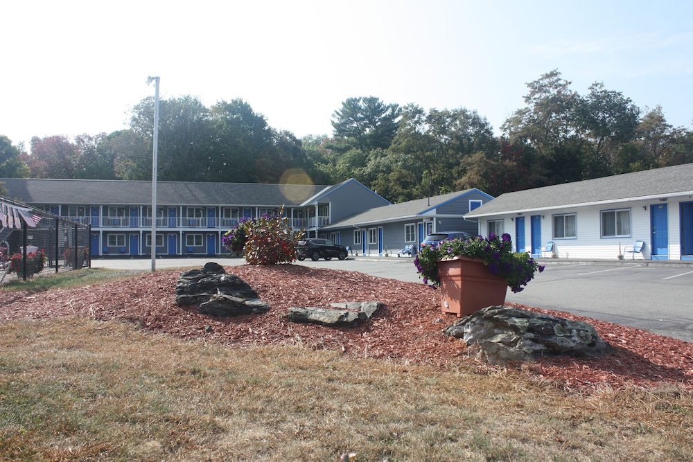 The Towne Motel - photo 81