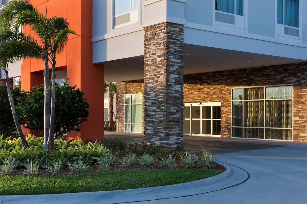 TownePlace Suites by Marriott Orlando at SeaWorld - photo 50