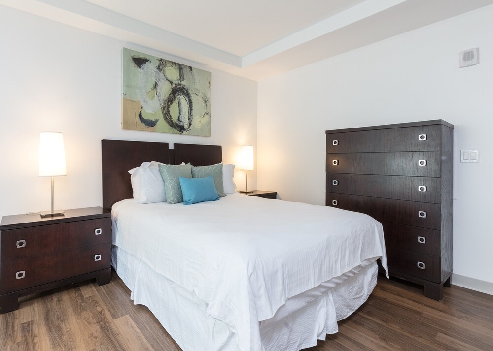 Global Luxury Suites Longwood Medical - photo 9