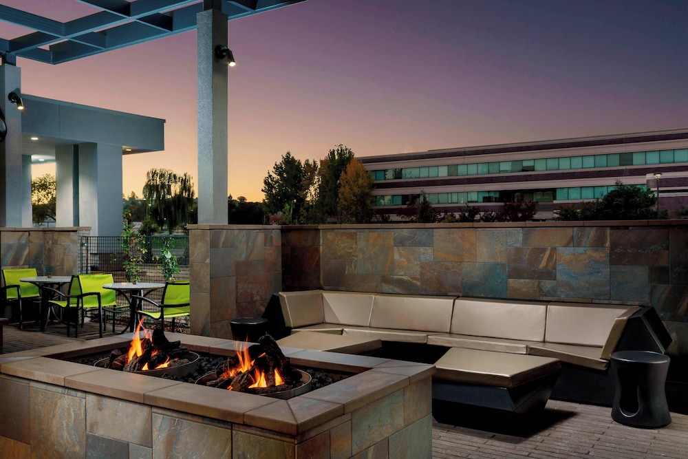SpringHill Suites by Marriott Belmont Redwood Shores - photo 19