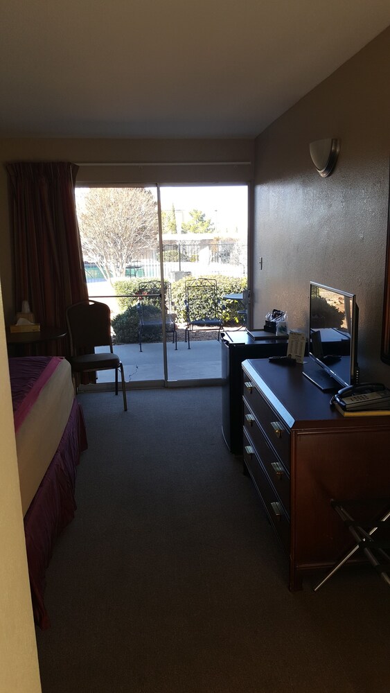 Lake Powell Canyon Inn - photo 8