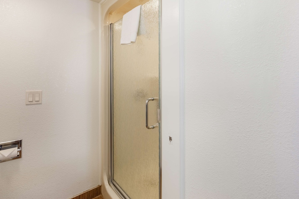 Motel 6 Auburn CA - photo 17