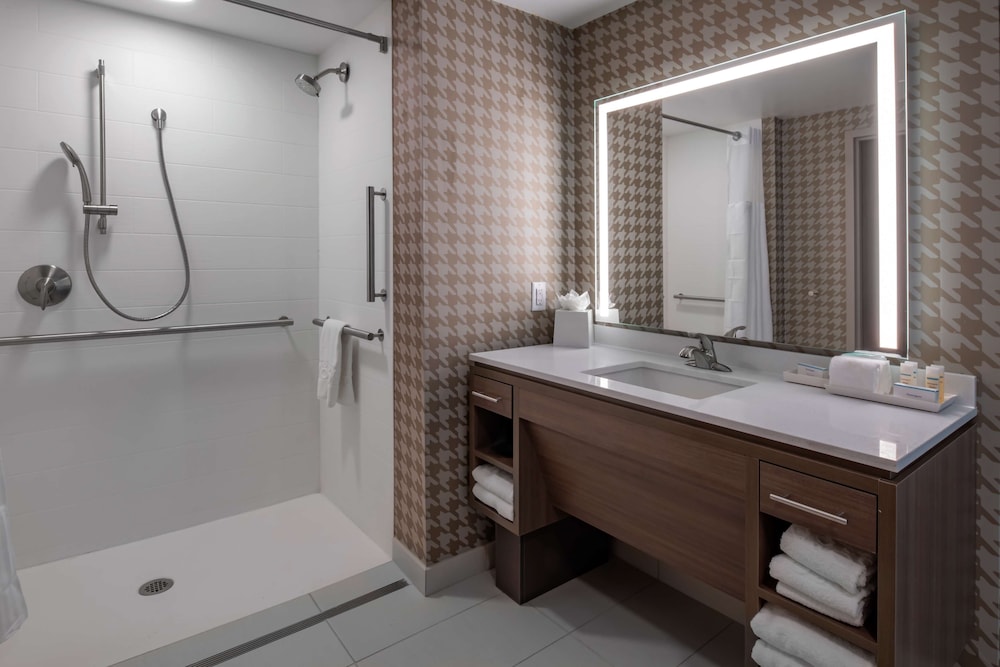 Home2 Suites by Hilton Omaha I 80 at 72nd Street NE - photo 17