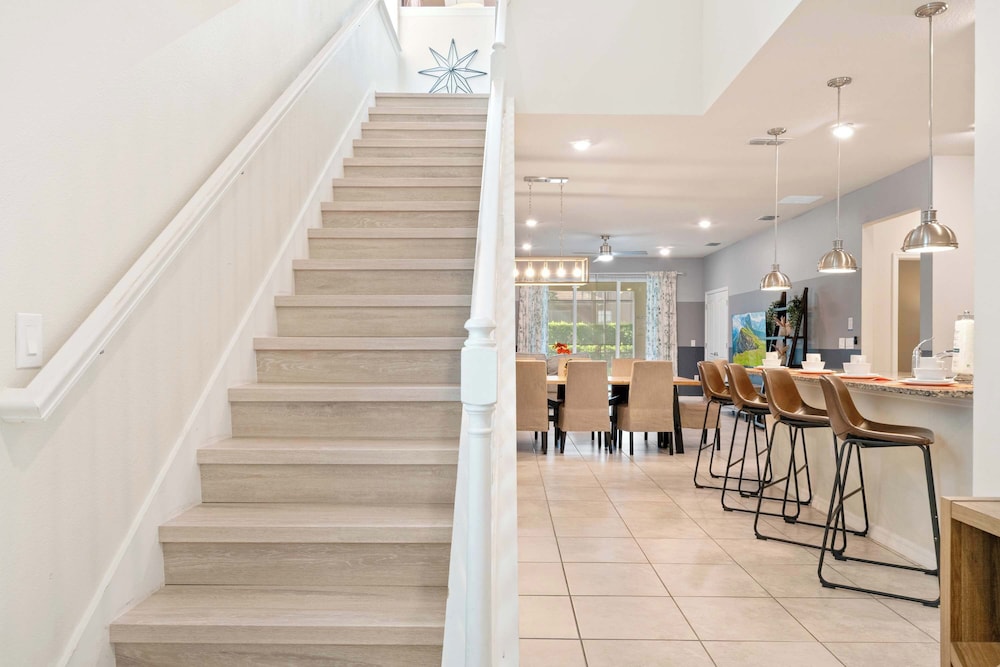 7BR Solterra Resort Newly Renovated Home w Pool - photo 47