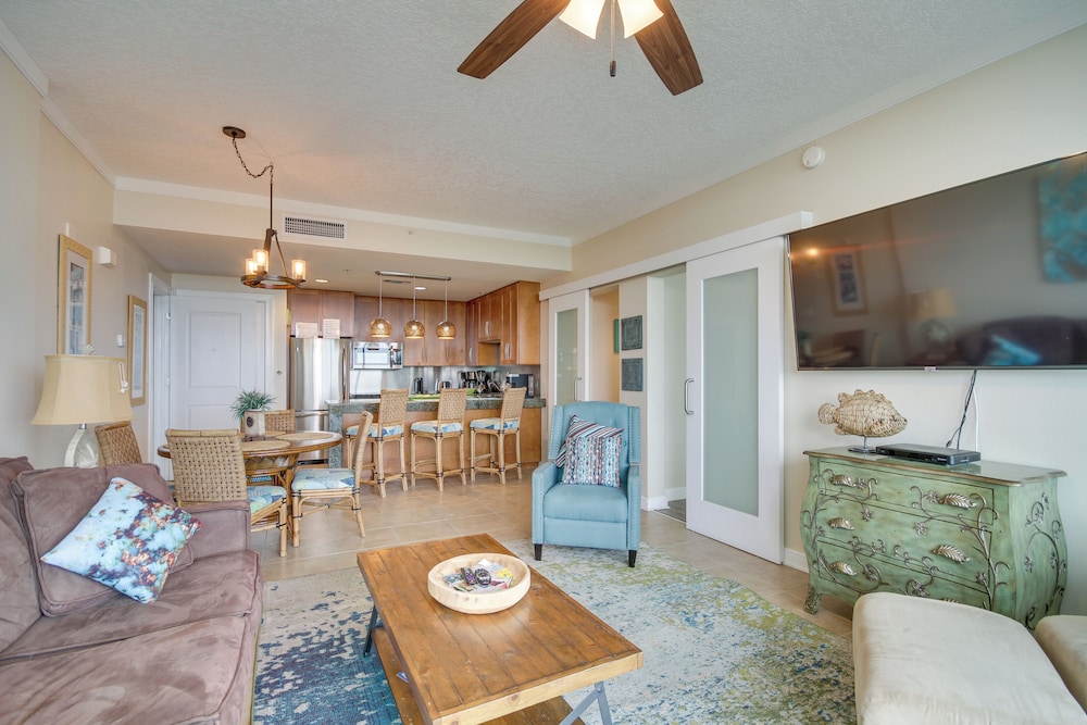 Resort Style Biloxi Condo Walk to the Beach - photo 4