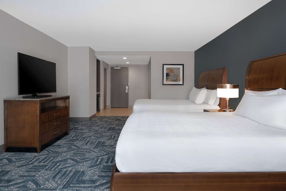 Hilton Garden Inn Burlington Downtown - photo 21