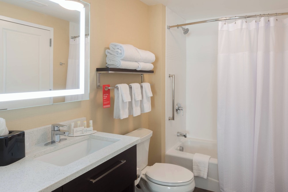 TownePlace Suites by Marriott Syracuse Liverpool - photo 10