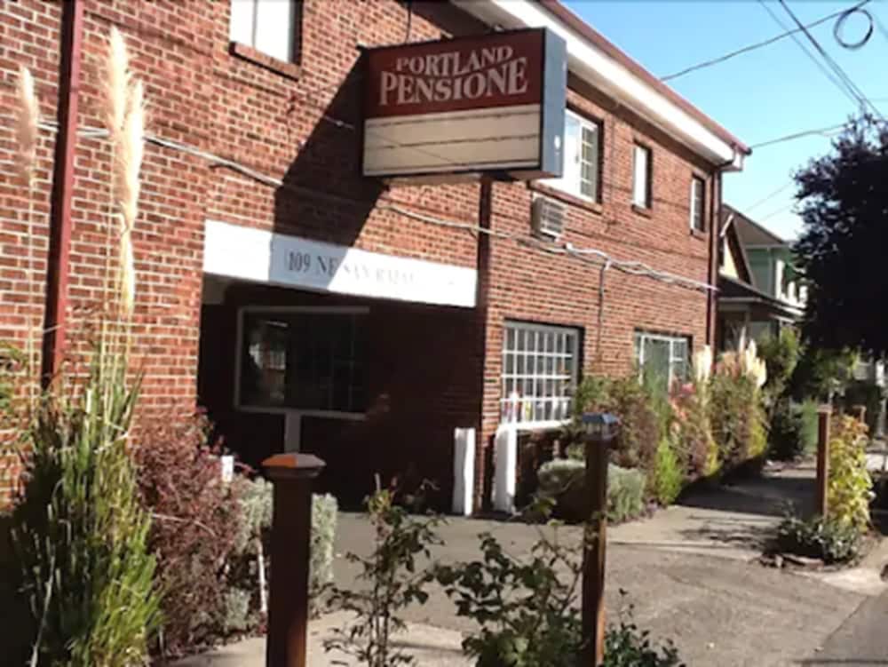 Portland Pensione - photo 2