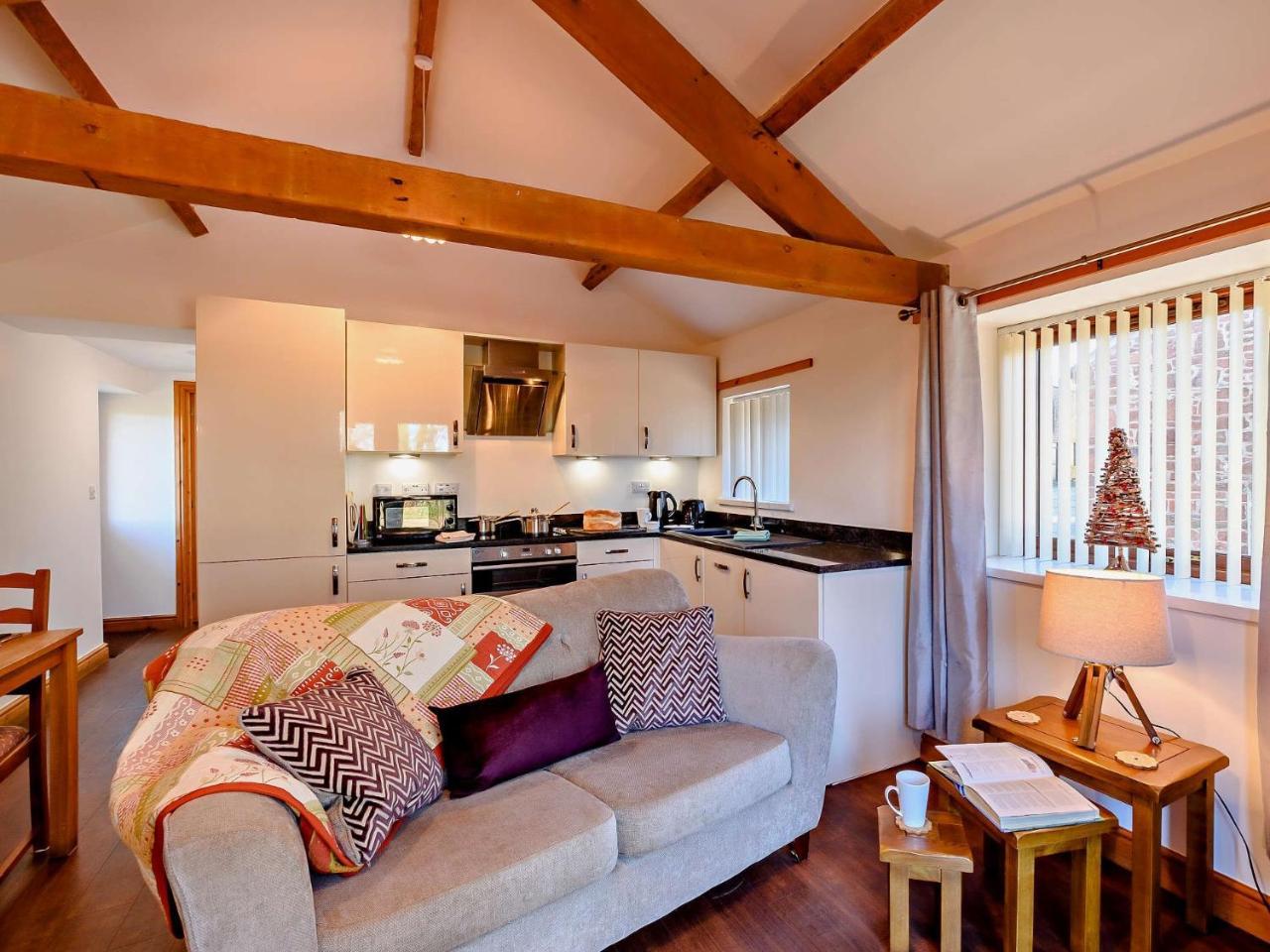 1 Bed in Allonby 28791 in Maryport, United Kingdom