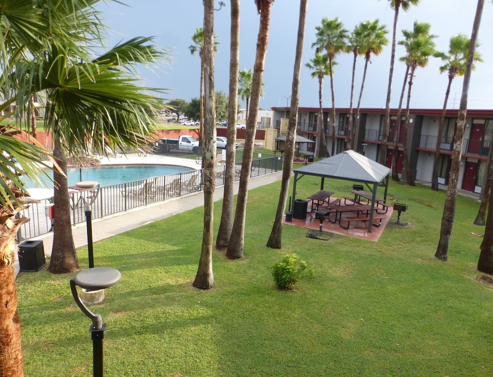 Red Roof Inn Corpus Christi North Near Downtown - featured photo