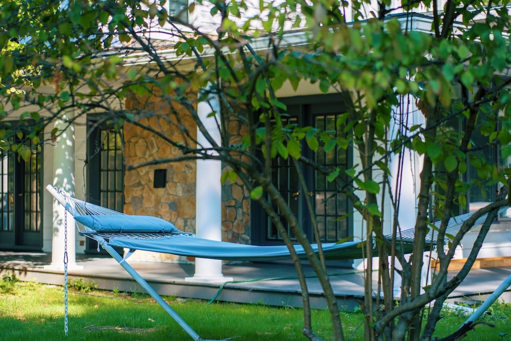 The 212 Escape in Woodstock, United States