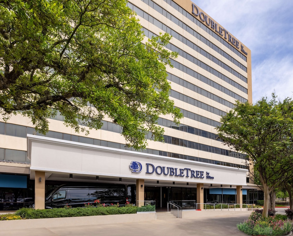 DoubleTree by Hilton Houston Medical Center Hotel & Suites — 4-Star Luxury Hotel in Houston, United States