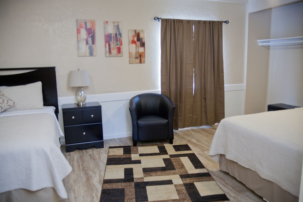 The Green Tree Hotel - photo 19