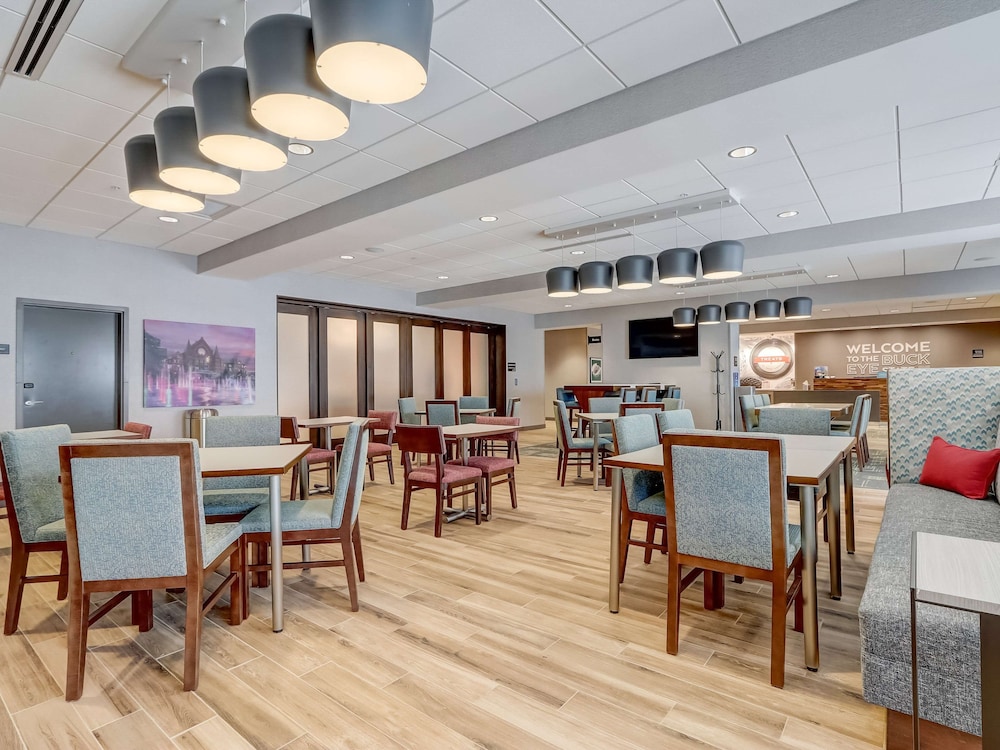 Hampton Inn and Suites by Hilton Cincinnati Midtown Rookwood - photo 73