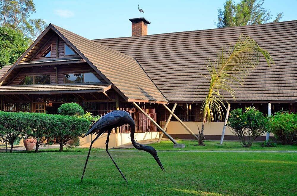 Arumeru River Lodge — 4-Star Luxury Hotel in Arusha, Tanzania