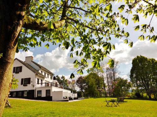 Villa Witte Lelie — 4-Star Luxury Hotel in Mechelen, Netherlands