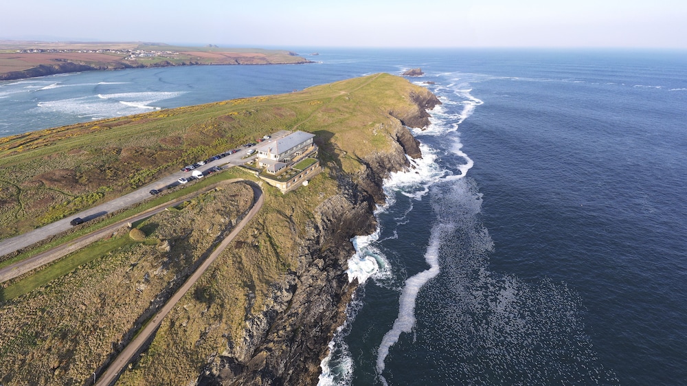 Lewinnick Lodge — 4-Star Luxury Hotel in Newquay, United Kingdom