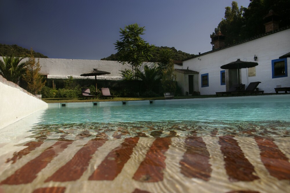 Paraiso del Hueznar — hotel in Cazalla De La Sierra