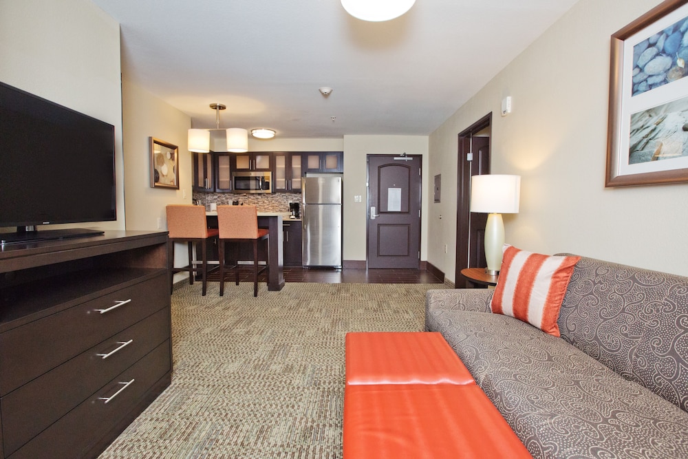 Staybridge Suites Austin South Interstate Hwy 35 by IHG - photo 18