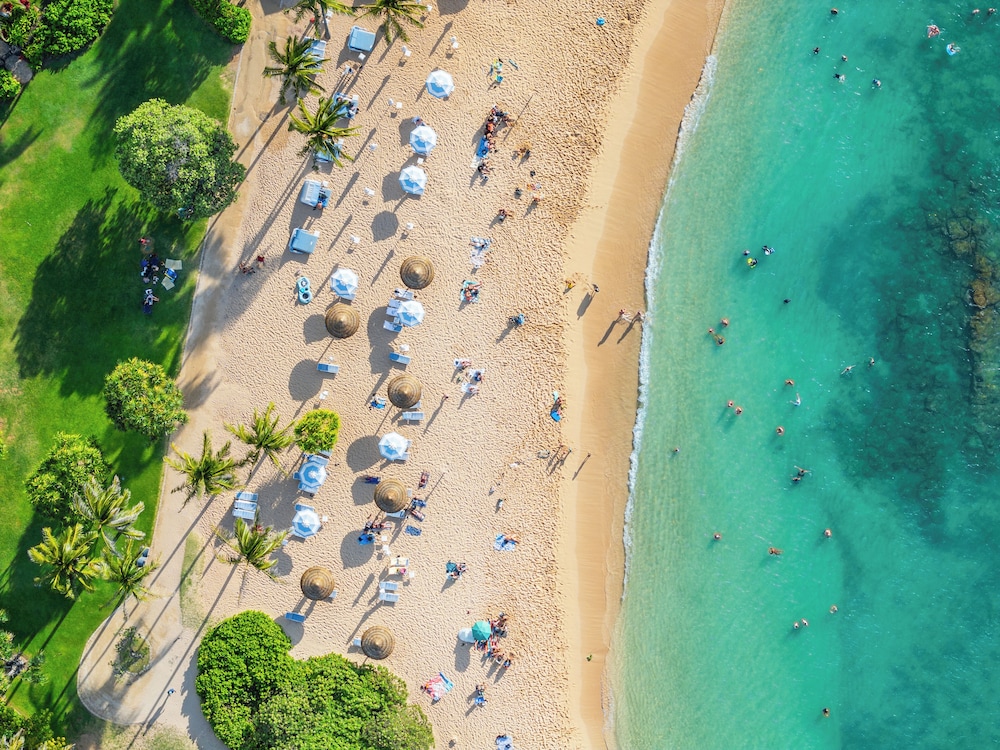 Oceanfront Vacation Villas at Turtle Bay — 4-Star Luxury Hotel in Kahuku, United States