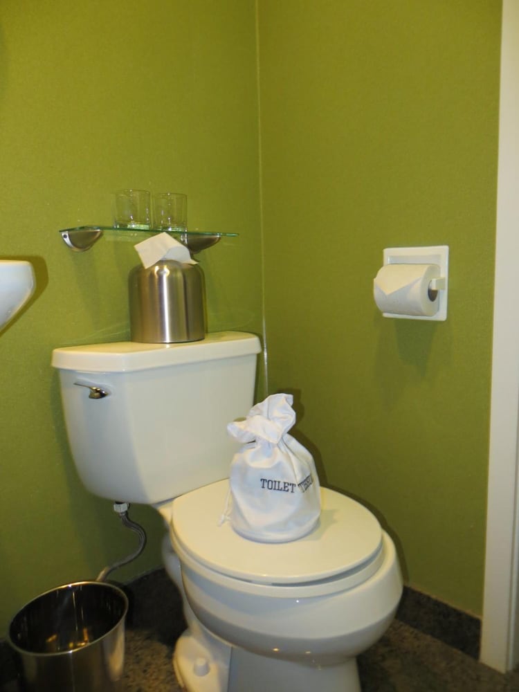 7 Springs Inn & Suites - photo 29