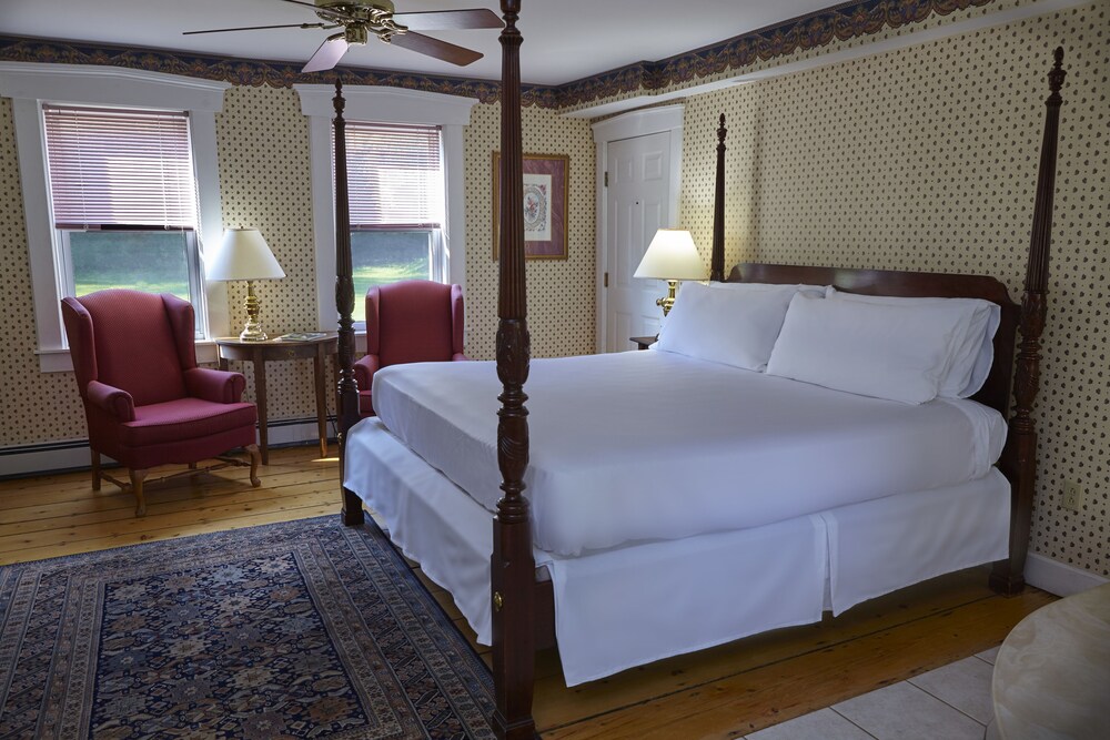 The Andrie Rose Inn - photo 10