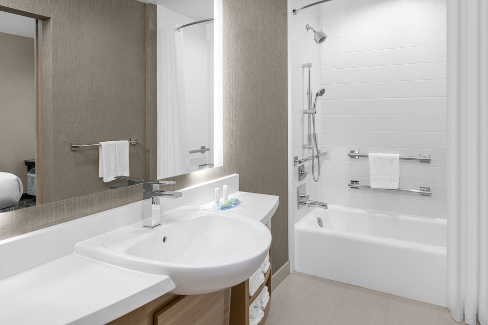 SpringHill Suites by Marriott Riverside Redlands - photo 11