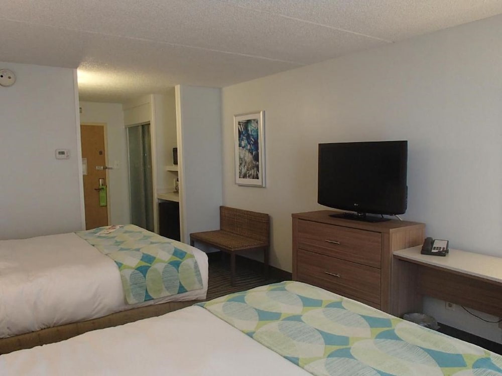 DoubleTree by Hilton Corpus Christi Beachfront - photo 21