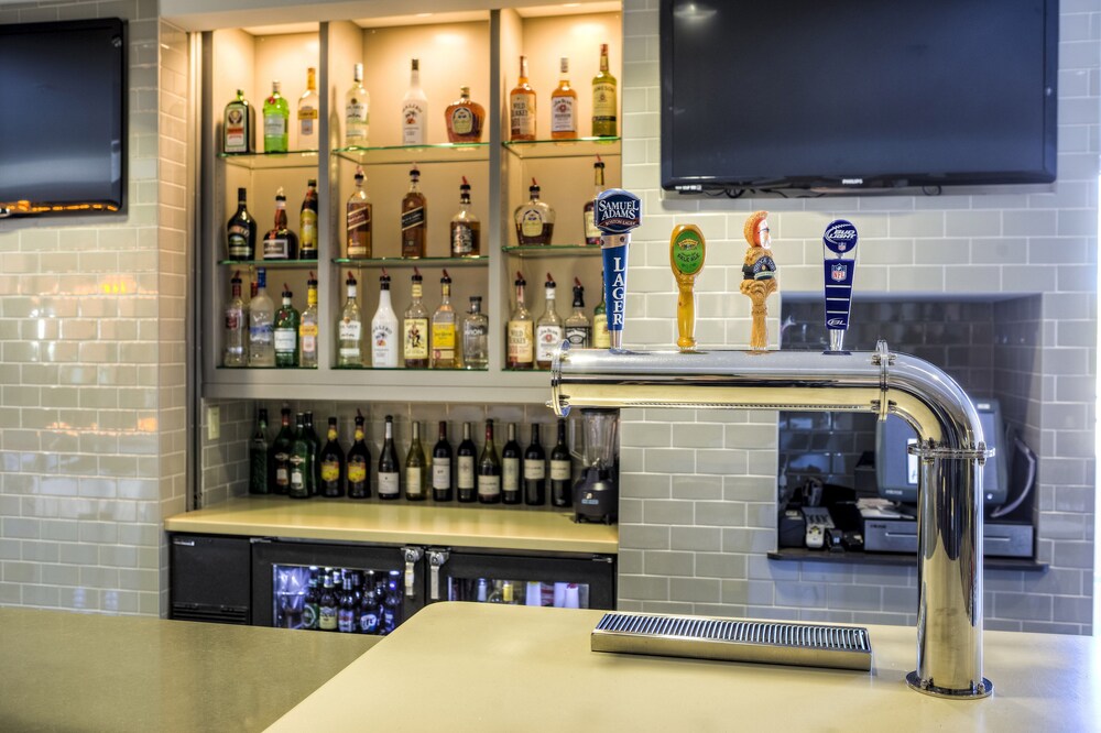 Holiday Inn Express Richmond by IHG - photo 15
